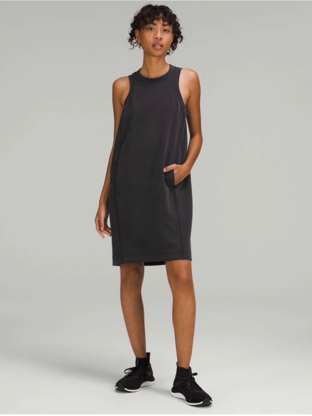 lululemon Back in Action Softstreme Sleeveless Dress Black Size 6